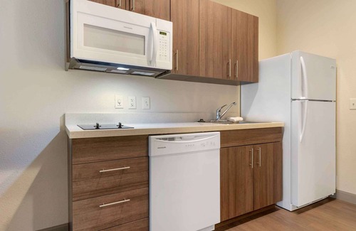 Greenville - Spartanburg Hotel | Extended Stay America Premier Suites Greenville Woodruff Rd