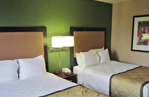 Williamsburg Square Hotel | Extended Stay America Suites Winston Salem Hanes Mall Blvd
