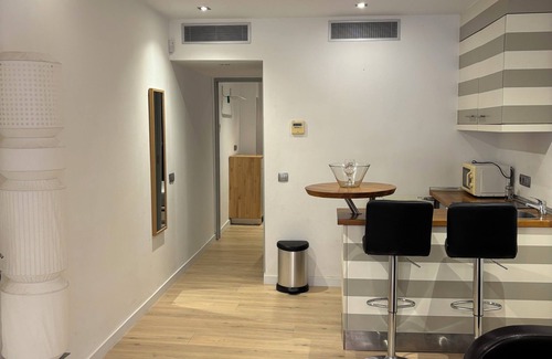 La Llotja-Born Apartment | Extended Stay Oasis In Historic Quarter Of LA LONJA