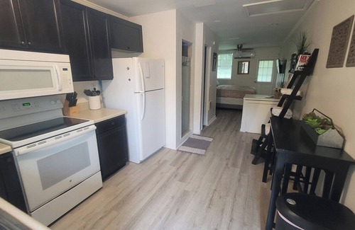 Vero Beach Apartment | Extended-Stay Studio w King Bed and Full Kitchen. Small unit with everything.
