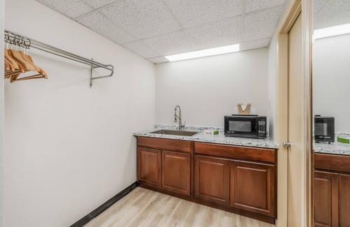 Cookeville Hotel | Extended Stay Suites Cookeville - Tennessee Tech