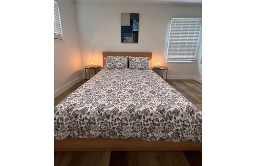 Northridge House | Extended Stays - Relaxing LA Home - Great Location