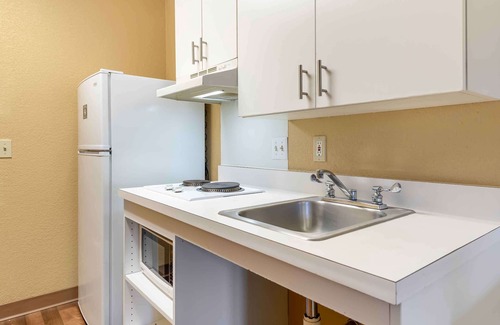 Northeast Anaheim Hotel | Extended Suites