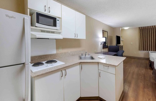 Northeast Anaheim Hotel | Extended Suites