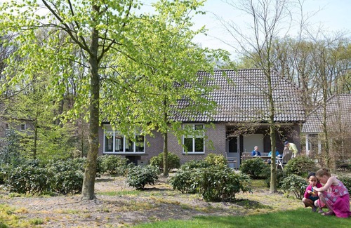 Uden House | Extra Luxury 8-person villa with outdoor sauna and bubble bath