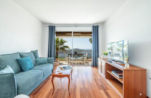 Villefranche-sur-Mer Apartment | Extraordinary Sea View - 1 Bdr with AC
