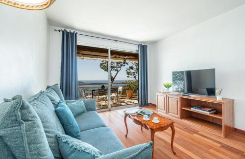 Villefranche-sur-Mer Apartment | Extraordinary Sea View - 1 Bdr with AC