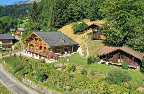 Cordon Ski Chalet | Extraordinary view of Mont Blanc-Spa in a peaceful setting