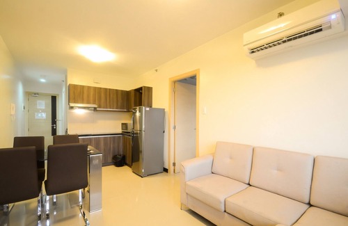 Paranaque Hotel | Extremeli Suites