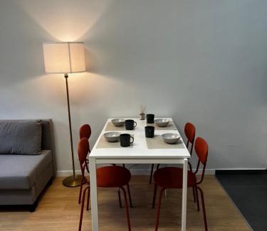 Almenara Apartment | Exyca Plaza Castilla