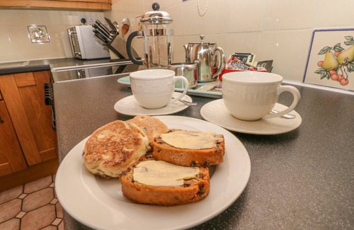 Haverfordwest Cottage | Eynons Cottage