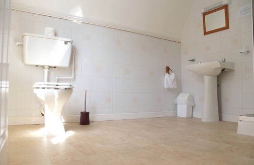 Seaton Bed & Breakfast | Eyre Court Hotel