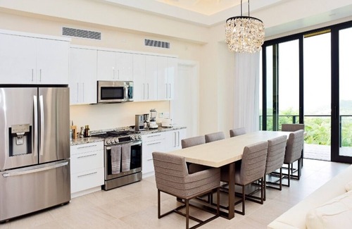 Brewers Bay House | Eyrie Guest Cottage, Greenbank