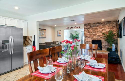 Hermosa Village House | F-18 Babes in Toyland