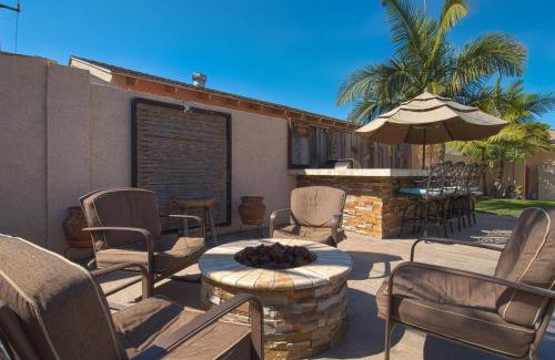 Hermosa Village House | F-20 Paradise Pier