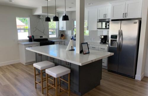 Hermosa Village House | F-21 Castle House 1