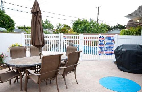Hermosa Village House | F-30 Small World