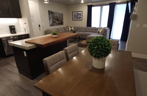 Moab South Valley Condo | F1&F4: SageCreek 2 UnitRental -*Pool|HotTubs*
