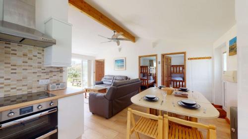 Hayle House | F26 Porthia, Riviere Towans