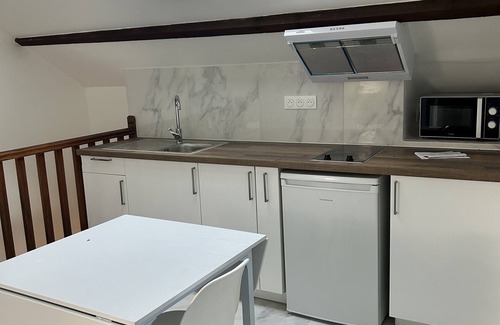 Quartier Centre Ville Apartment | F3 Grenier Maison Centre Ville Massy