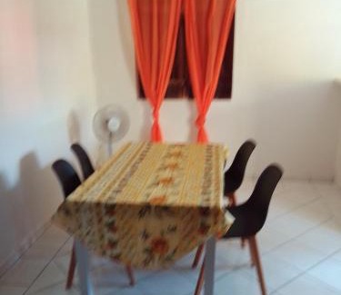 Mahaut Apartment | F3 Meublé de Charme dans un écrin naturel en bas de Villa