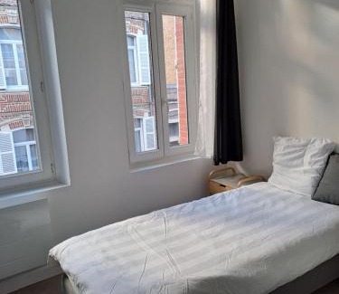 Sainte-Anne - Faubourg Noyon Apartment | F3 meublé proche gare