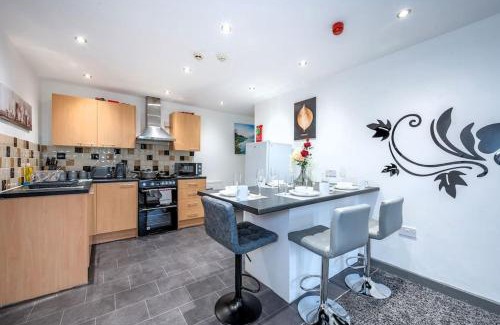 Leeds Apartment | *F4GH for your most relaxed & Cosy stay + Free Parking + Free Fast WiFi *