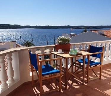 Fornells Apartment | F98. Vistas al mar en Fornells!