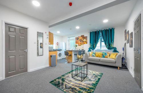 Leeds Apartment | -F9GH- for your most relaxed, Cosy stay, Parking