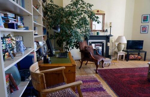 Hove Apartment | Fab Brunswick by the sea