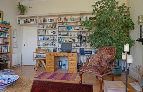 Hove Apartment | Fab Brunswick by the sea
