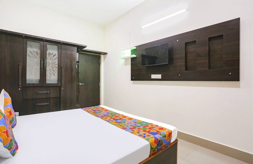 Varanasi Hotel | Fabexpress Aditya Guest House