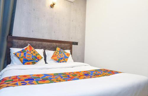 Baner Hotel | FabExpress Corporate Hub - Nr Manipal Hospitals Baner
