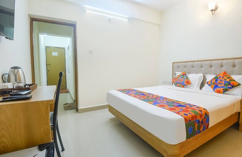 Nerul Hotel | FabExpress De Classio With Pool, Candolim