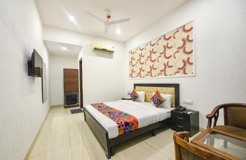 Chandigarh Hotel | FabExpress HC Mount View