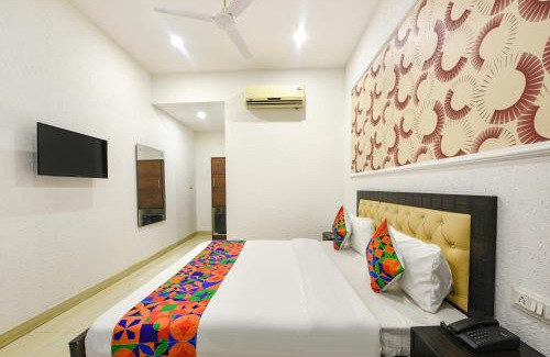 Chandigarh Hotel | FabExpress HC Mount View