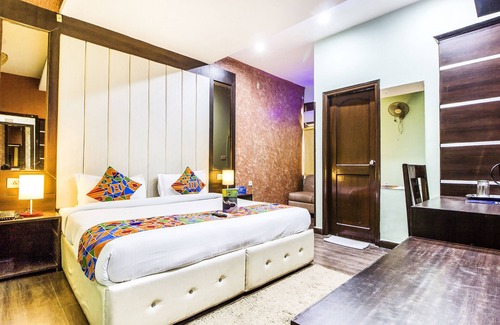 Zirakpur Hotel | FabExpress Mittaso