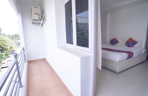 Karappakam Hotel | FabExpress Nimalan Residency