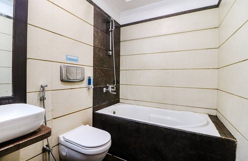 Prashant Vihar Hotel | Fabexpress Sandberry