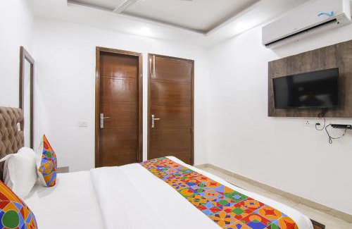 Chhatarpur Hotel | FabExpress The Premium Villa
