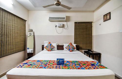 Tirupati Hotel | FabHotel Aditya Yatri Nivas - Nr Tirupati Railway Station