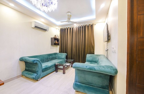 Chittaranjan Hotel | Fabhotel Ak Villa