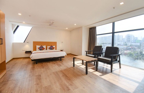 Hinjawadi Hotel | FabHotel Alpha Center