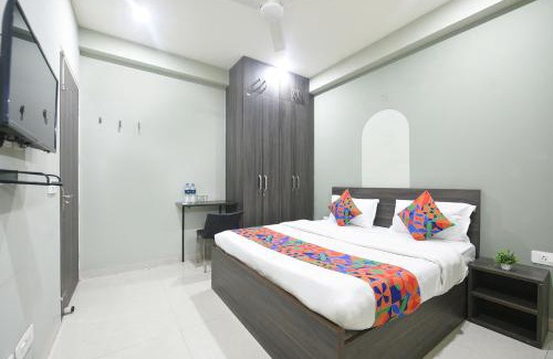 Gurugram Hotel | FabHotel Alpha Near Golf Course Road Gurgaon