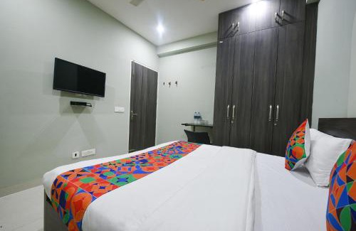 Gurugram Hotel | FabHotel Alpha Near Golf Course Road Gurgaon