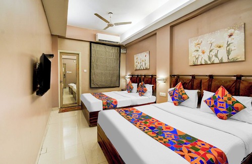 Nampally Hotel | Fabhotel Arastu Plaza