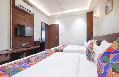 Indore Hotel | Fabhotel Awadhvue