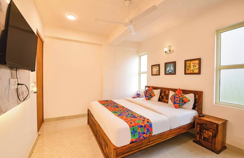 Malviya Nagar Hotel | Fabhotel Blu Lagoon Inn