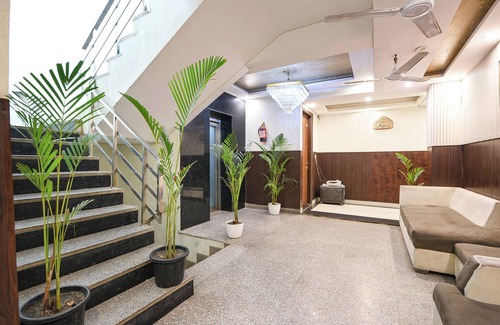 Okhla Hotel | Fabhotel Buland Plaza