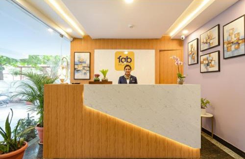 Banjara Hills Hotel | Fabhotel Cinco Primera Nr LV Prasad, Banjara Hills
